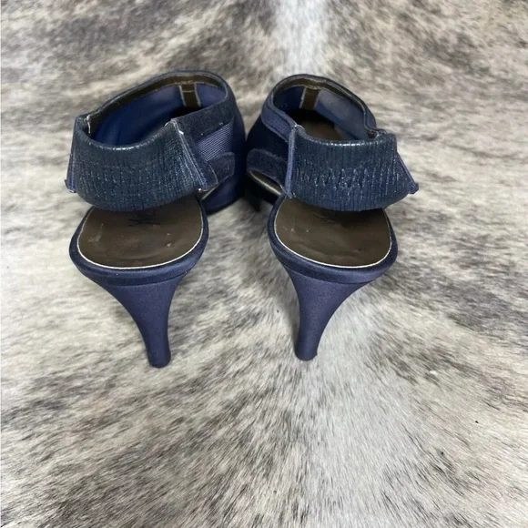 Yves Saint Laurent Womens Vintage Shoes Blue Mesh Slingback Heels Size 6